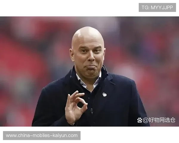 利物浦依靠高位施压不断抢回主动:激活比赛节奏的制胜法则 利物浦依靠高位施压不断抢回主动:激活比赛节奏的制胜法则