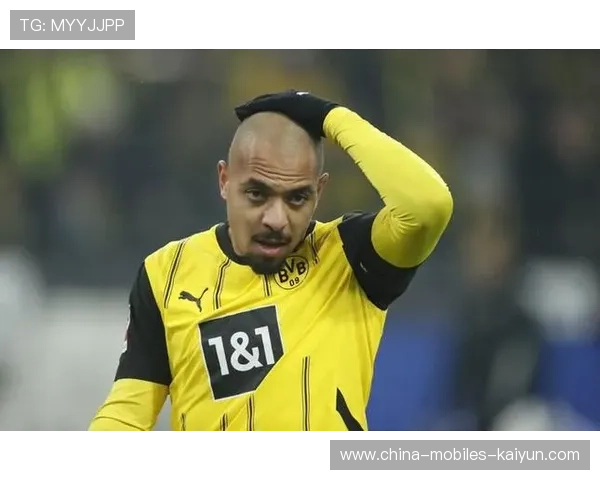 多特马伦单骑突破后冷静抽射：足球场上的艺术与激情