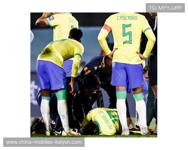 巴西被乌拉圭击溃，内马尔泪洒球场